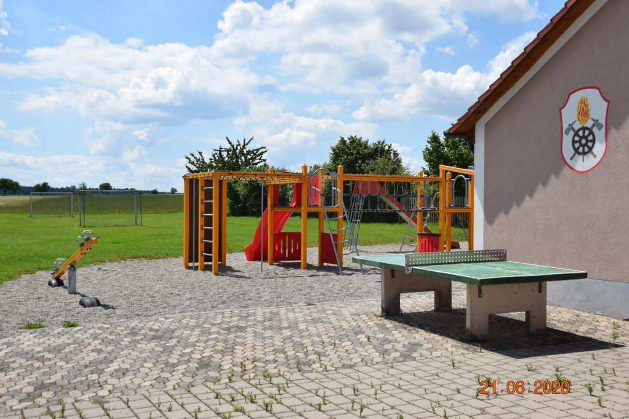 Ferienwohnungen Fewo Landglueck Herrieden Extérieur photo
